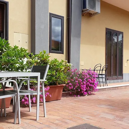 ベッド・アンド・ブレックファスト Refe